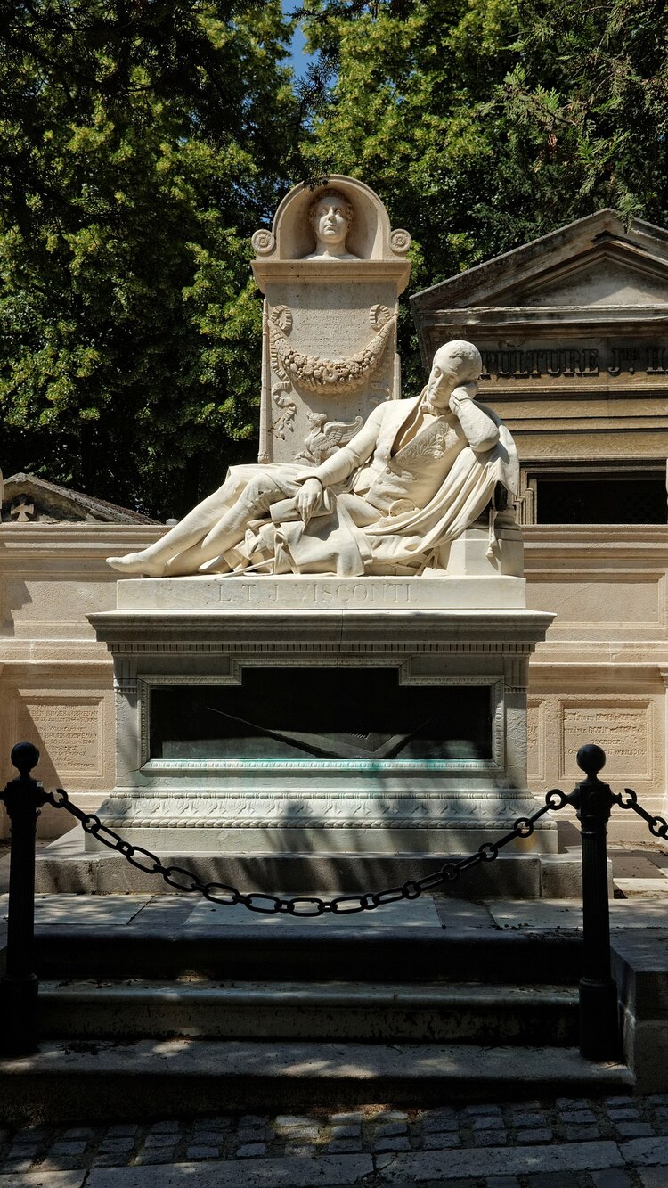 Louis Visconti's tomb