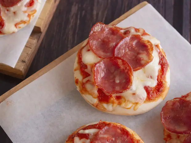 mini-pizzas