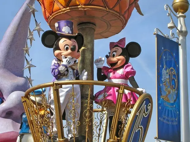 Disneyland's parade