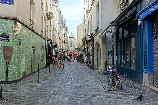 Rue des Rosiers
