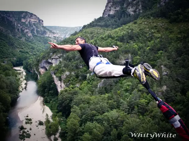 jump in the gorges du tarn