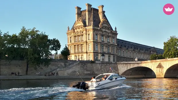 Yacht cruise on the Seine Click & Boat