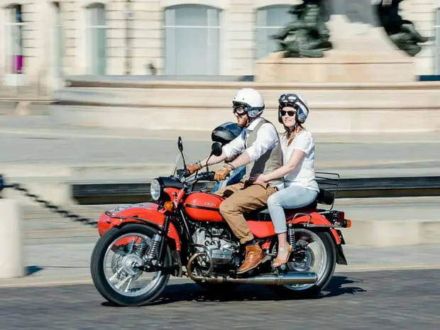 A side-car