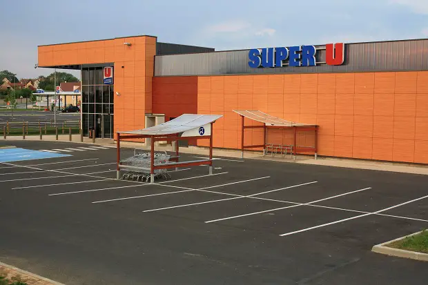 Supermarket U