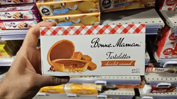 Chocolate and caramel tartelette