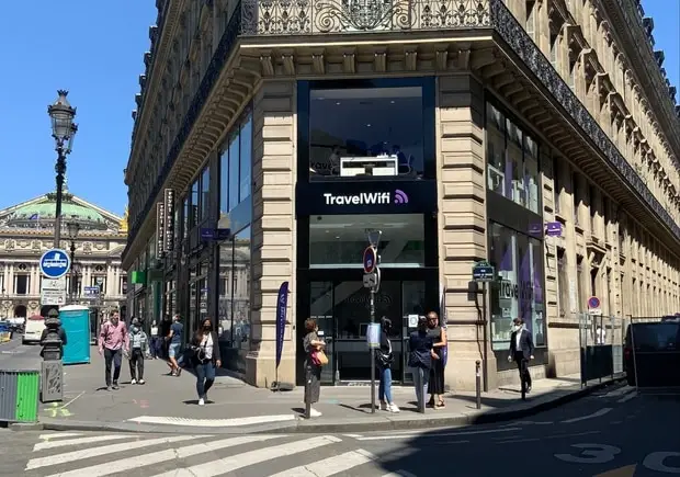 travelwifi paris opera magasin