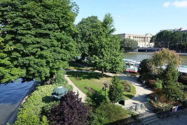 Square du Vert Galant