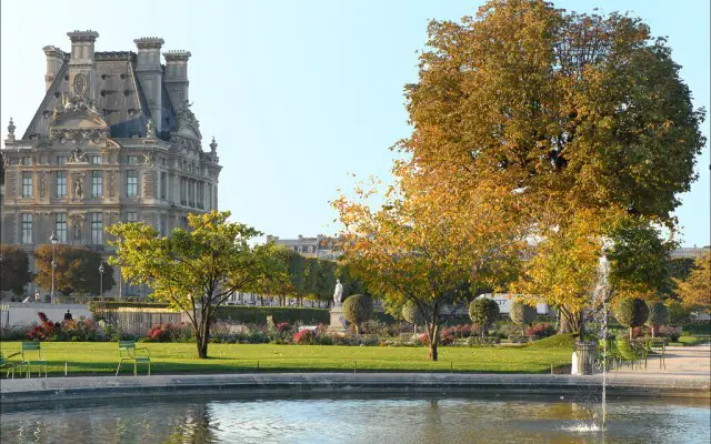 Die Tuilerien und der Louvre