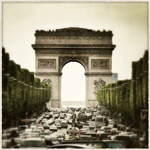 avenue des champs elysees