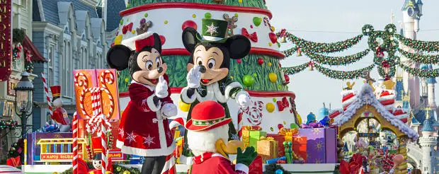 Mickey Minnie Noël parcs Disneyland Paris