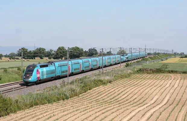 Train OUIgo parcs Disneyland Paris