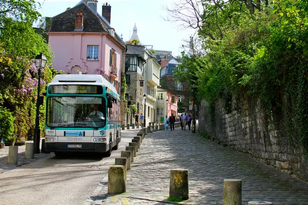 Montmartrobus à Paris