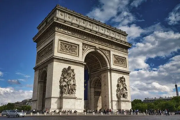 Arc de Triomphe