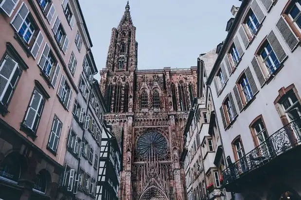 Cathédrale et bâtiments