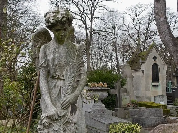 Père Lachaise Cemetery