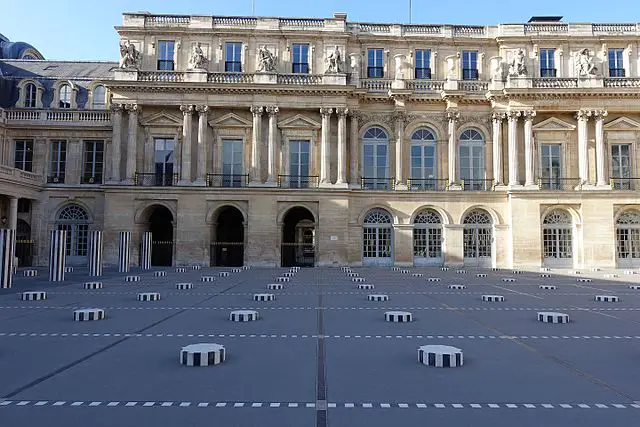 colonnes de Buren