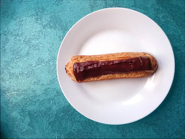 L'éclair au chocolat