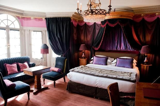 L'Hôtel lit