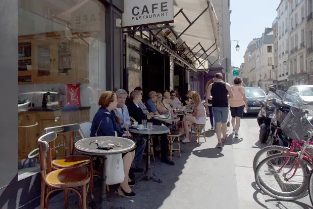 Café Les Antiquaires