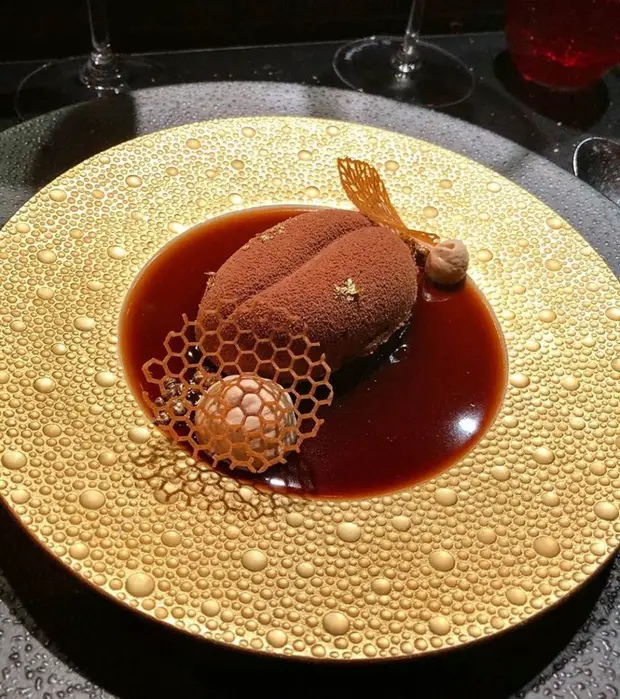 plat du restaurant l'Atelier de Joël Robuchon - Etoile