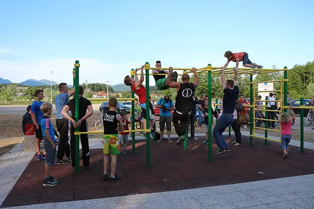 Street workout areas