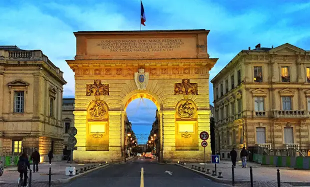 Arc de Triomphe