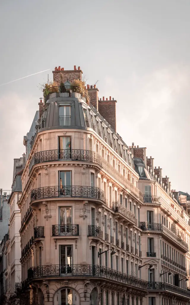 Immeuble haussmannien à Paris