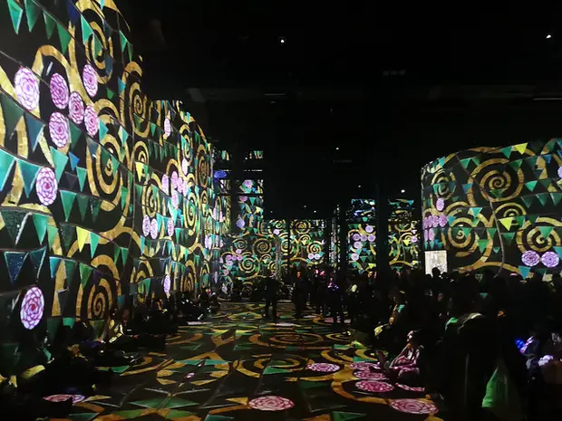 atelier des lumières a paris