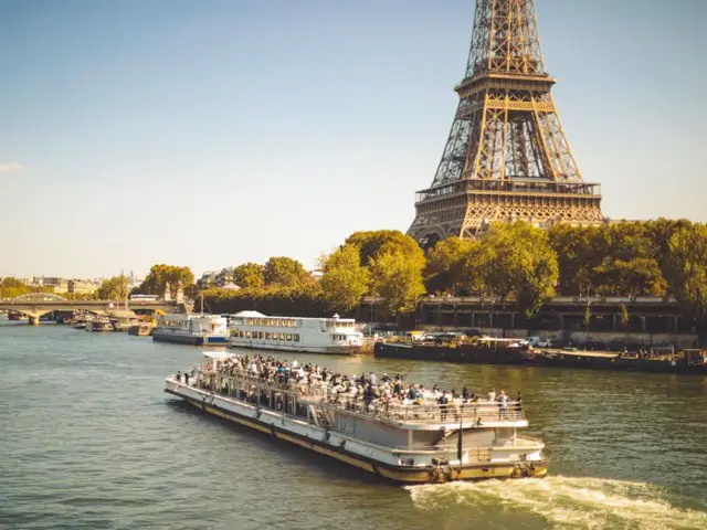 bateaux mouches