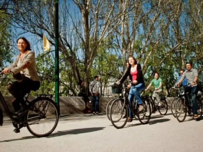 bike tour