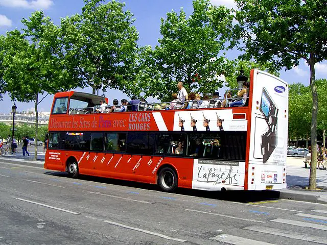 Bus touristique