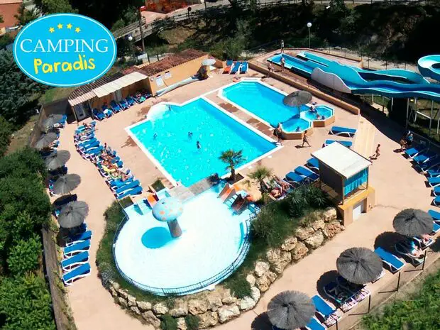 Piscines et toboggans du camping