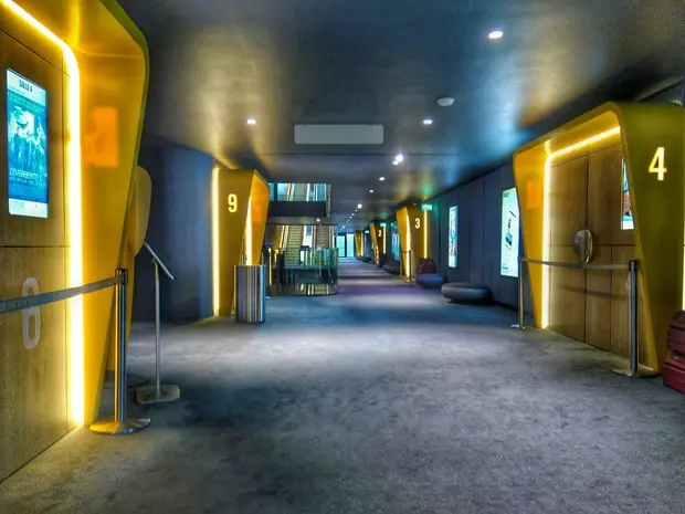 Intérieur cinéma Pathé