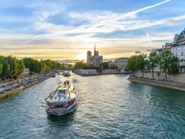 seine cruise