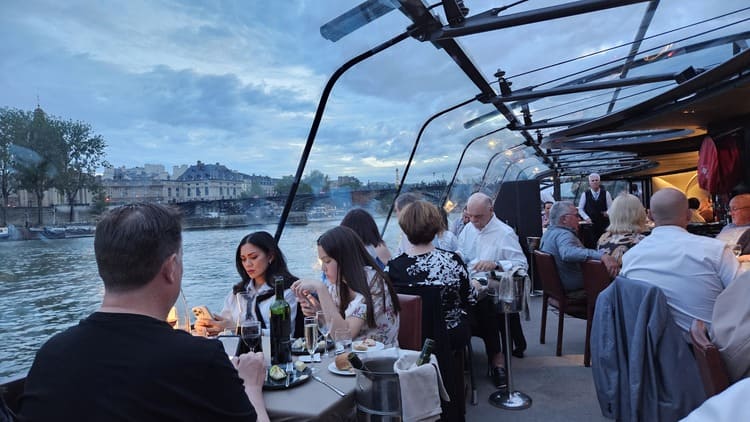 L'atmosphère du dîner