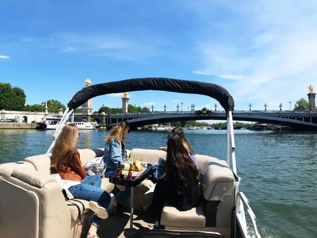 evjf sur la seine