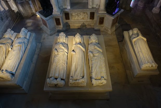 Gisants dans la Basilique de Saint-Denis