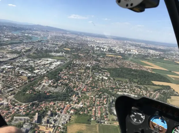 Vue sur Lyon depuis un hélicoptère