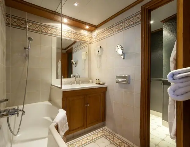 bathroom hotel