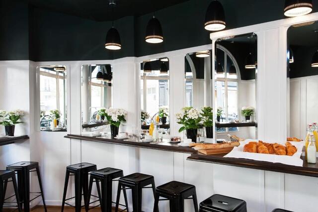 petit déjeuner hôtel Emile