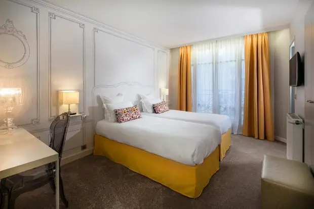 A room of the Paris Vaugirard hotel