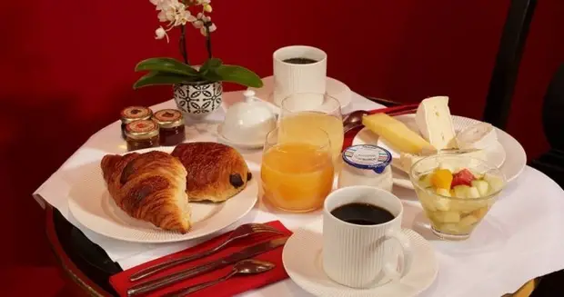 petit dejeuner hotel relais saint jacques