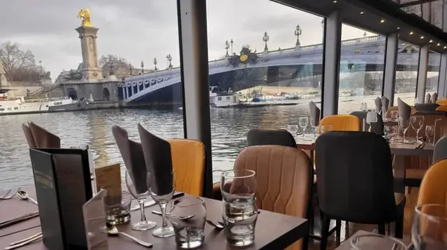 bateau ivoire vu de l'intérieur