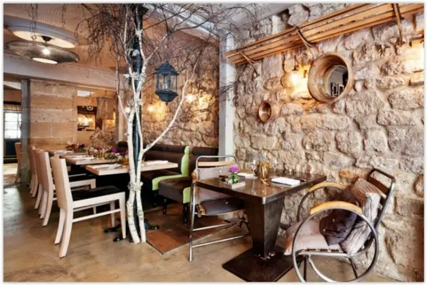 La plume qui lune gastronomic restaurant 