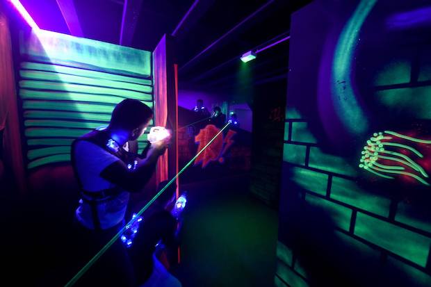 Laser Paris Laser Game