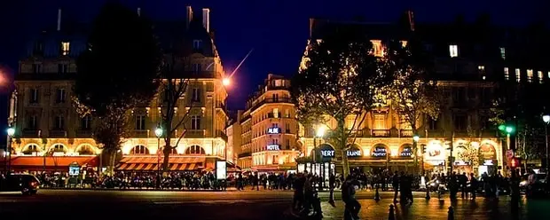 Le quartier latin, la nuit.