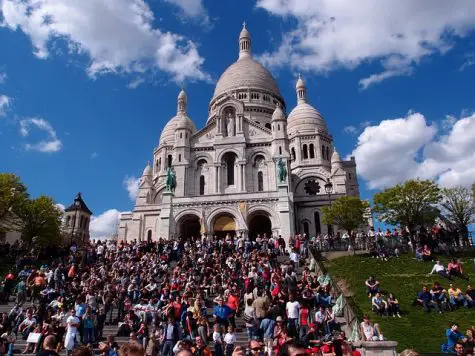 Foule à Montmartre