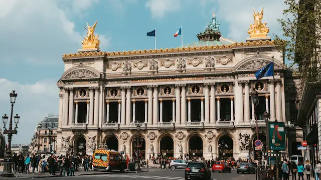 A NEW IMMERSIVE GAME INSIDE THE PALAIS GARNIER, FROM DECEMBER 21