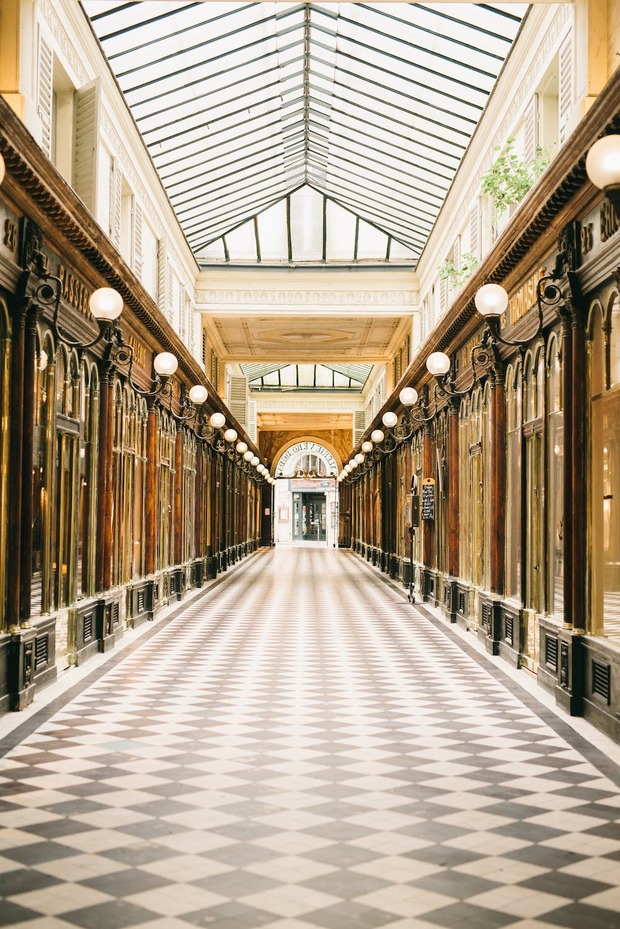 secret passage paris