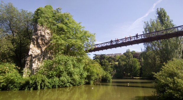Footbridge of the Parc des Buttes Chaumont